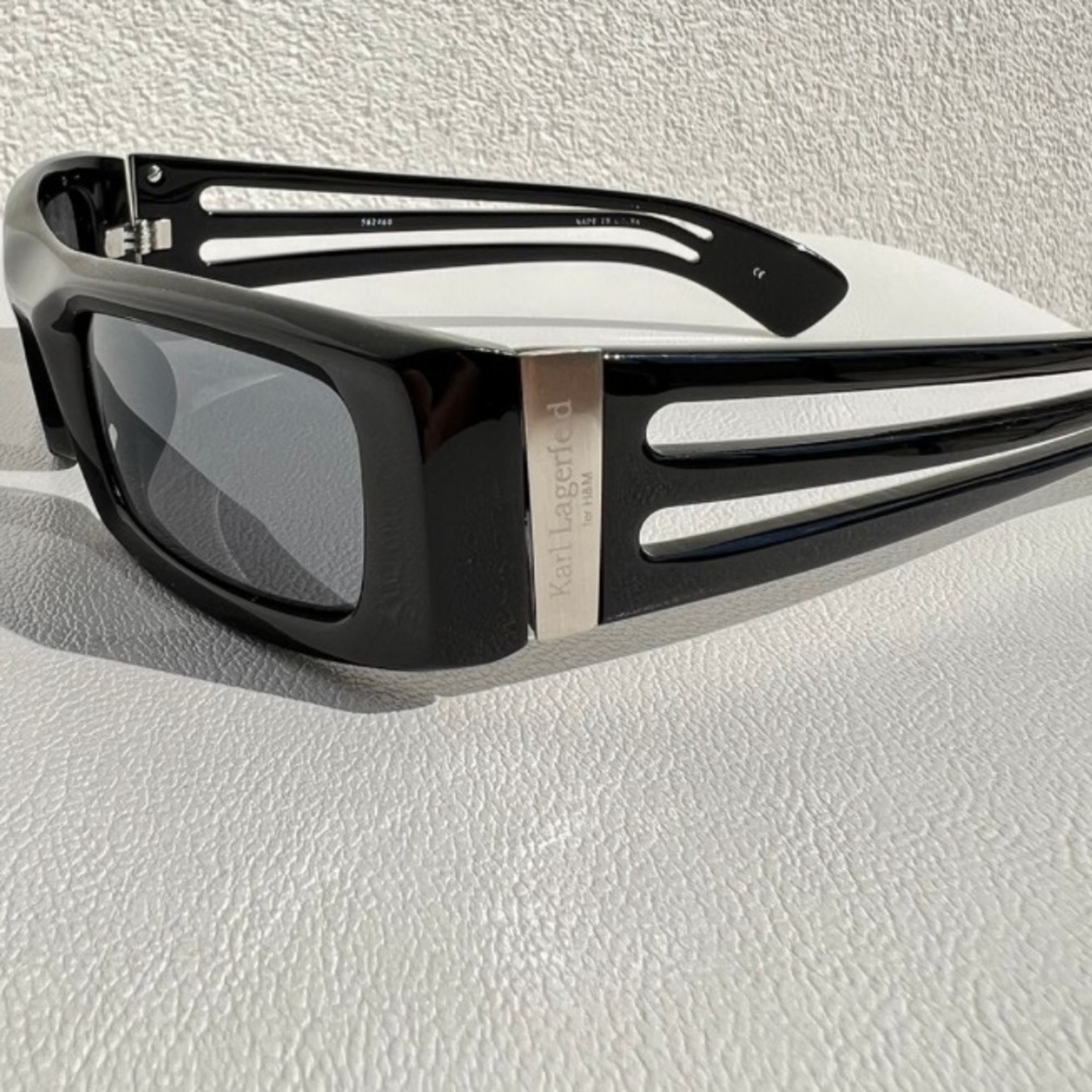 Karl  Lagerfeld shades Karl Lagerfeld for Sunglasses
Size: ONE SIZE